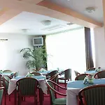 Sir Orhideea Hotel 2*