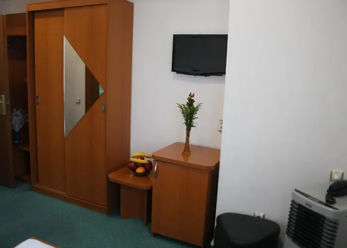 奥海迪亚爵士酒店