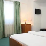 Sir Orhideea Bukareszt